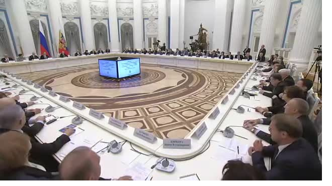 Эксперт: встреча Путина с рабочей группой прошла организованнее предыдущей