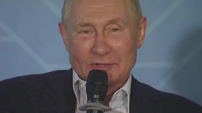Путин объяснил, почему именно Россия — страна восходящего солнца