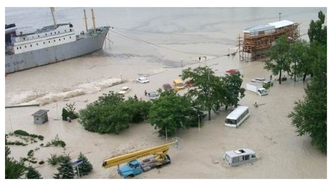 Из-за гибели при наводнении троих жителей Новороссийска возбуждено уголовное дело