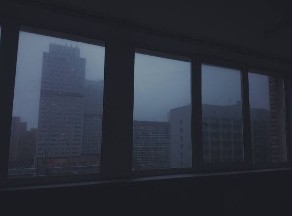 Окутавший Петербург густой туман может рассеяться к вечеру