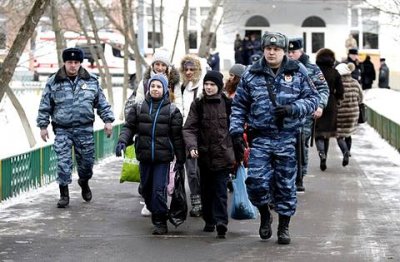 Эвакуация из московской школы
